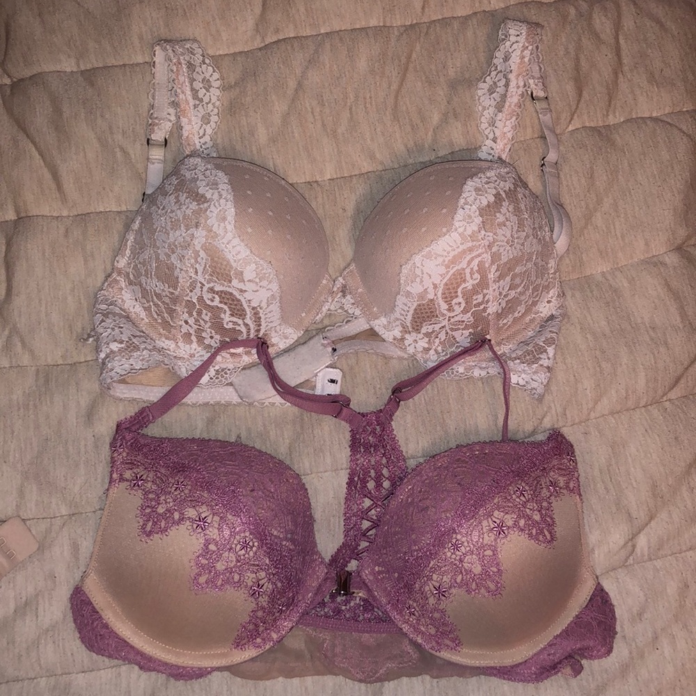 Never worn. 32C Victoria’s Secret Bra Bundle PINK